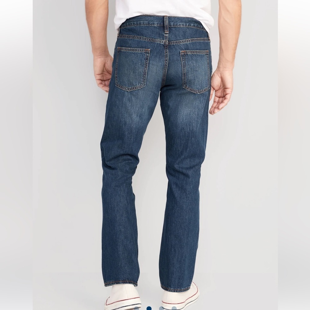 Old Navy Straight Jean-Built in Flex -EUC-Sz32x32
-Med rinse-great fit and fade! - Picture 3 of 4